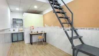 Duplex Gác Cao Không Đụng Đầu Diện Tích 30m2, đường XVNT,P26, BT