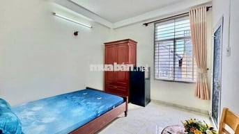 Phòng full nội thất thoáng mát giá hạt dẻ tại Phan Huy Ích