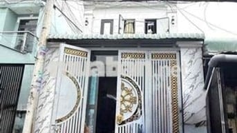 nhà mặt tiền giữ sổ hồng chính 1 trệt 1 lầu 2 phòng ngủ 2 tolet