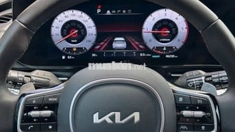 KIA Carnival 2023 màu trắng ngọc, 46.000 KM