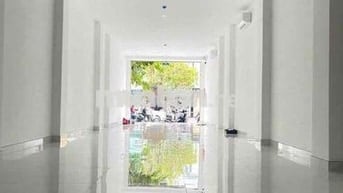 Nhà mới MT Đinh Tiên Hoàng Q1 – 4.5x20m,Trệt 3 lầu, có TM PCCC