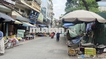 BÁN ĐẤT - PHỐ CHÍNH KINH - CẠNH TIỆM VÀNG - AN NINH TỐT - KINH DOANH