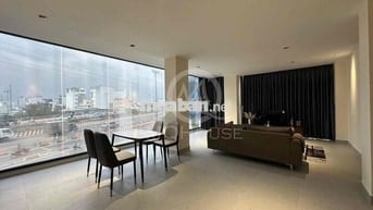 Toạ Lạt Trên Trục Đường Chính Phạm Văn Đồng . Bình Thạnh