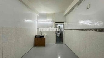 bán nhà HXT tránh 3 tầng tiện ở và kinh doanh