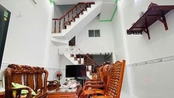 Vị trí đẹp quận 12, 48m , 3PN, 3WC, xe hơi Ngủ trong nhà.Liên quận 5p.