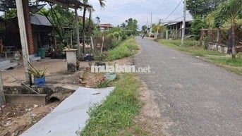 8m mặt tiền đường nhựa thông. Sổ sẵn, có thổ cư. 1,05 tỷ