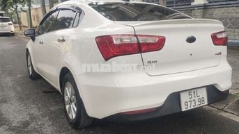 Kia Rio Sedan 2016 số sàn, màu trắng