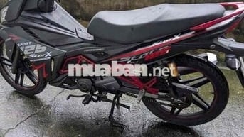 xe strax 125 fi màu đỏ đen