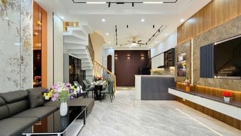 Ngay Nguyễn Đình Chính 70m2 giá 5ty970 HXH SHR kvuc đầy đủ tiện ích