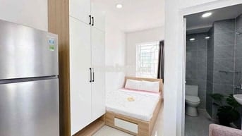 Căn Hộ Cửa Sổ Trời Gần Ga T3 - Etown Cộng Hoà Full Nội Thất