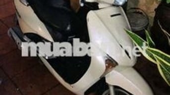 Xe Lead 2011 vành thẳng