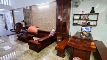 Cho thuê nhà nguyên căn MT quận 12