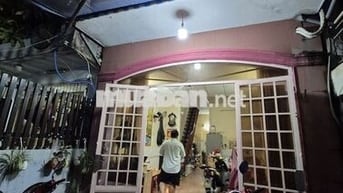 NHÀ ĐOÀN VĂN BƠ Q4- SÂN RỘNG- 45m2 -2 TẦNG- CHỈ 4 tỷ