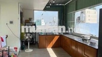 Nhà đẹp khu vực hiếm, HXH, trường cấp 1, 2, ĐH liền kề xung quanh nhà