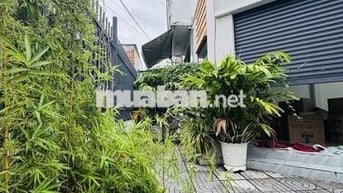 Bán nhà 8x13, cấp 4 gần Võ Văn Kiệt, Bình Tân giá 5,5 tỷ