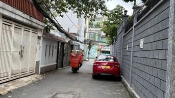 Nhà mới 2 tầng, gần ĐH MARKETING, Q7, 🚗 ngủ nhà, 41m2, nhỉnh 7 tỷ 