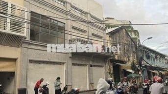 mặt bằng kinh doanh diện tích 130m2, Quận 8