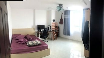 Chung cư 08 Bà Huyện Thanh Quan, Q3: 2p ngủ rộng, máy lạnh, 72m2, 9tr