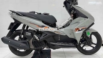 AB 2015/biển số thành phố xe  zin 100%