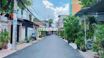 Ngay ST Emart 2, 52M2, Nhà 2 Tầng, Hẻm 4m