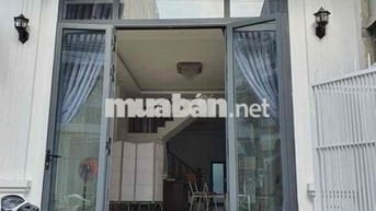 Cho thuê nhà mới mặt tiền Nguyễn Thị Tính