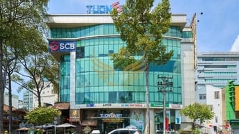 Cần bán nhà chính chủ 960 MT Võ Văn Kiệt , Dt 136 m2 .Giá 39 tỷ 1% HH