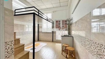 PHÒNG GÁC LỬNG CỬA SỔ TRỜI SIÊU XINH TẠI TRUNG TÂM BÌNH THẠNH 🏠🏠📣📣