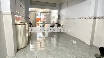 Bán nhà Q11 đường Lạc Long Quân MT chợ 4 X 17m 3L 10PN kinh doanh tốt