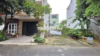 Đất đẹp 100m ngang 5.6 khu dân cư Vip ngay BigC Go kế bên làng đại học