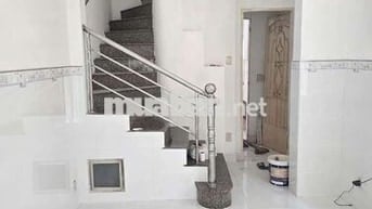 Nhà 4 PN Đoàn Thị Điểm giá chỉ 16tr