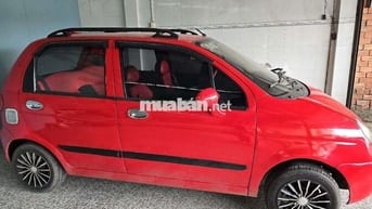 Ô tô Daewoo Matiz số sàn màu đỏ