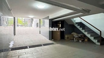 CHO THUÊ NHÀ ĐƯỜNG NGUYỄN MINH HOÀNG 7X20M 1 HẦM 4 TẦNG