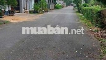 Chủ bán đất sát quốc lộ 13 , gần chợ , trường học, gần khu DL Đại Nam