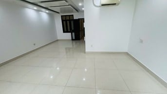 CHO THUÊ NHÀ KDC TRUNG SƠN, BÌNH CHÁNH. DT: 120M, 7PN, 5WC. FULL NỘI T