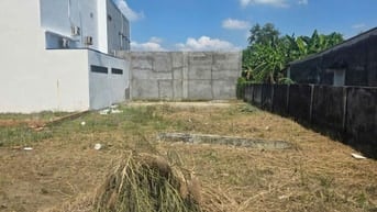 Còn lô đất ngợp cần bán gấp, chủ muốn sang nhượng lại để ra nước ngoài