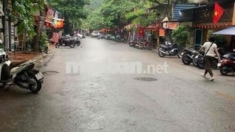 TẬP THỂ TRUNG TÂM BÁCH KHOA - Ô TÔ ĐỖ CHÂN CẦU THANG - TIỆN ÍCH LỚN.