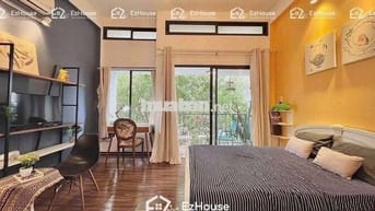 CĂN HỘ 1PN BAN CÔNG LỚN GẦN CẦU THỊ NGHÈ HÀNG XANH GIÁP Q1 PHÚ NHUẬN