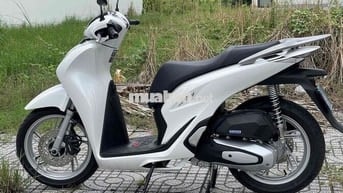 SH 125 đk 12/2024 đi 1400km như xe thùng.