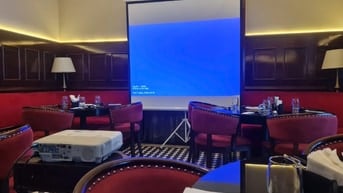 Tuyển nhân viên giao nhận và lắp đặt thiết bị sự kiện