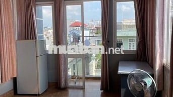 Cho thuê phòng tiện nghi lầu 3 tại 1074A.39 Trường Sa, P12, Q3, TPHCM
