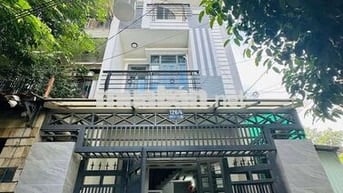 NHÀ HẺM XE HƠI KHU VỰC AN NINH DÂN TRÍ CAO FUNL NỘI THẤT