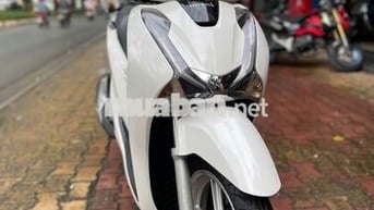 Xe máy Honda SH 150 ABS 2018 màu trắng