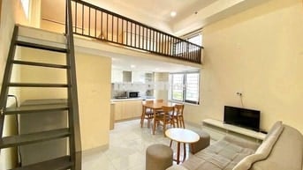 DUPLEX CỬA SỔ Ở 4 NGƯỜI GẦN LOTTE QUẬN 7