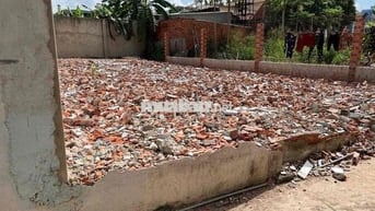 tôi, chính chủ cần bán lô đất Lái Thiêu, Bình dương, 136m2, ngang 8m