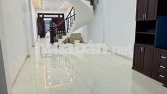 4x28m 4PN 5WC💥Sân để xe hơi vô nhà thuê💥Sân thượng Quang Trung