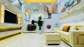 HOT HOT  Nhà 4 Tầng - 6/ Phạm Quý Thích 8.8 Tỷ ( TL )