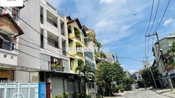 Hiếm - Nhà mới hẻm ô tô Hoàng Diệu, 127m2 ngang 6,4m nở hậu, sổ sẵn