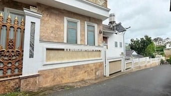 421m2 Đất Ngay Hồ Xuân Hương Đường Yersin Đà Lạt 19,5 Tỷ