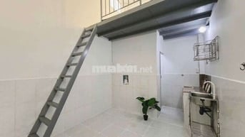 PHÒNG TRỌ DƯỚI TRỆT GIÁ RẺ GÁC CAO ĐỨNG ĐƯỢC AN NINH THOÁNG MÁT