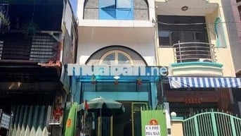 Bán Nhà Mặt Tiền Đội Cung Q11 40m2 • 3.2x13 Hướng Đông Nam
